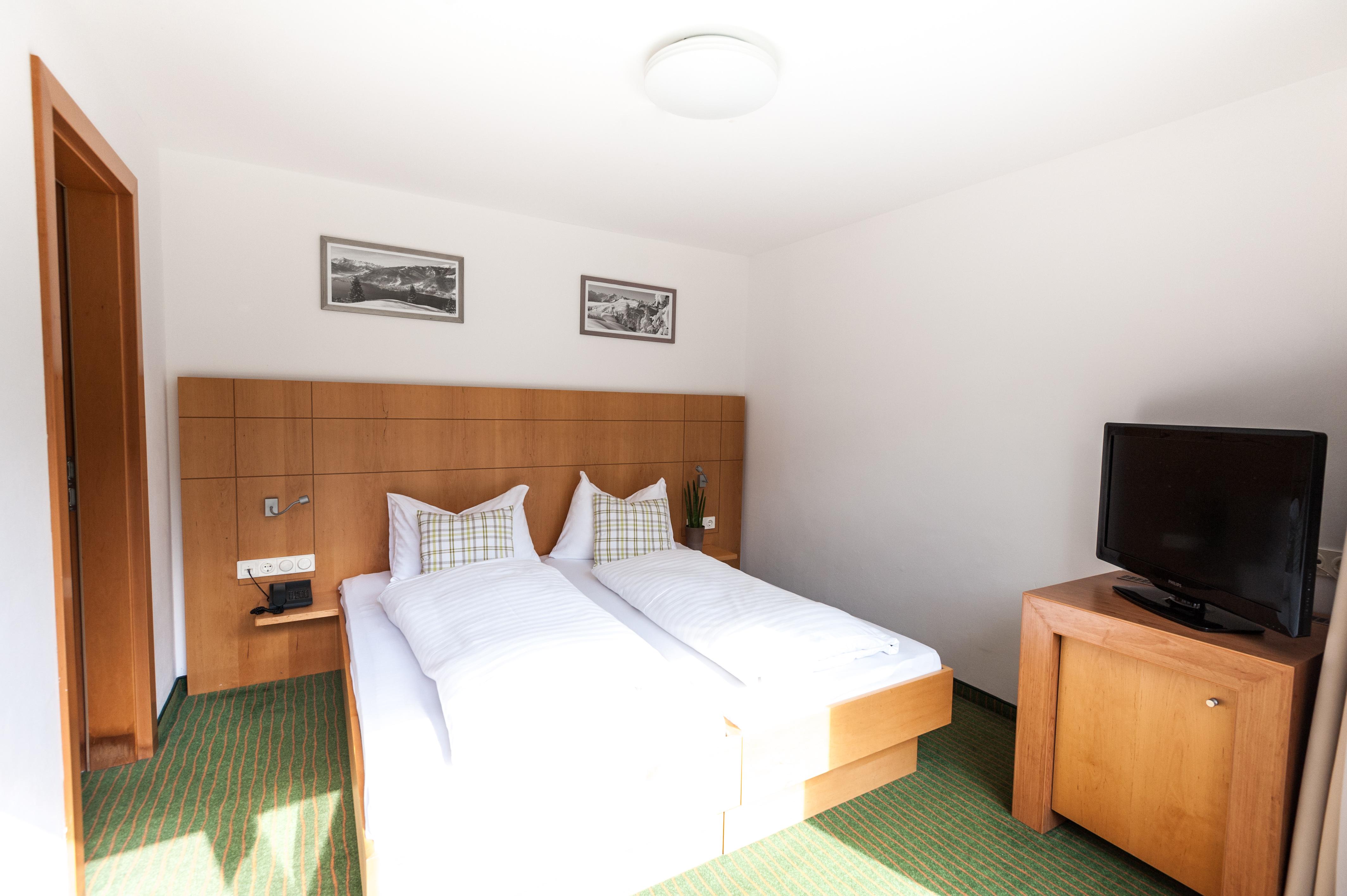 צל-אם-זי Hotel Der Waldhof מראה חיצוני תמונה
