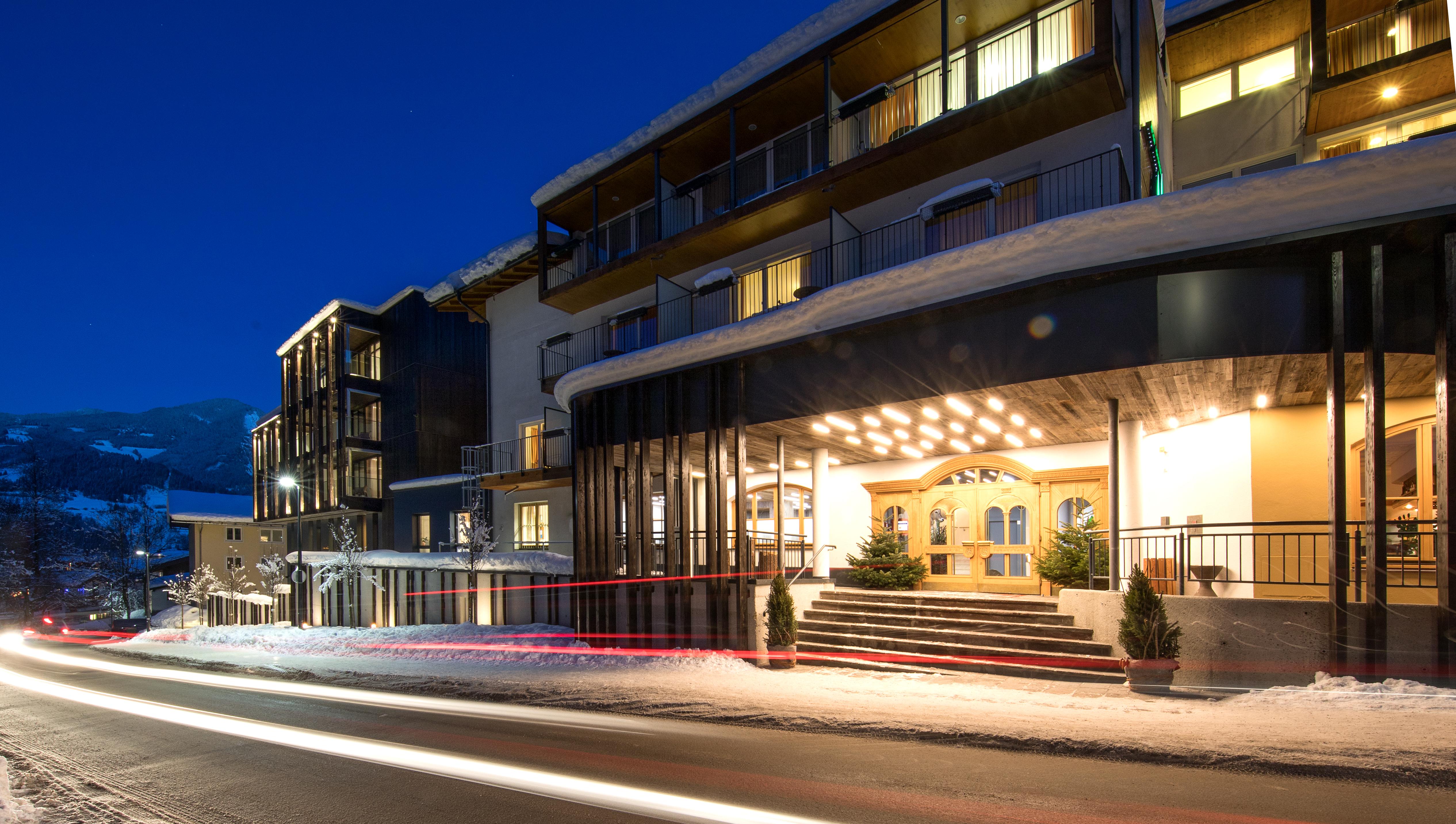 צל-אם-זי Hotel Der Waldhof מראה חיצוני תמונה